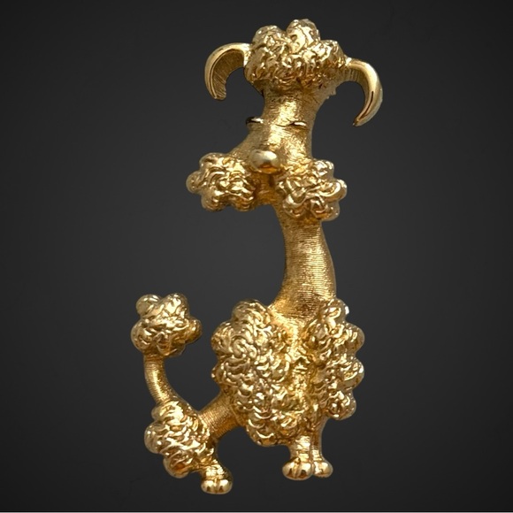 Signed Avon Vintage Gold-Tone Poodle Dog Brooch Figural 1970s Pin - Picture 7 of 7